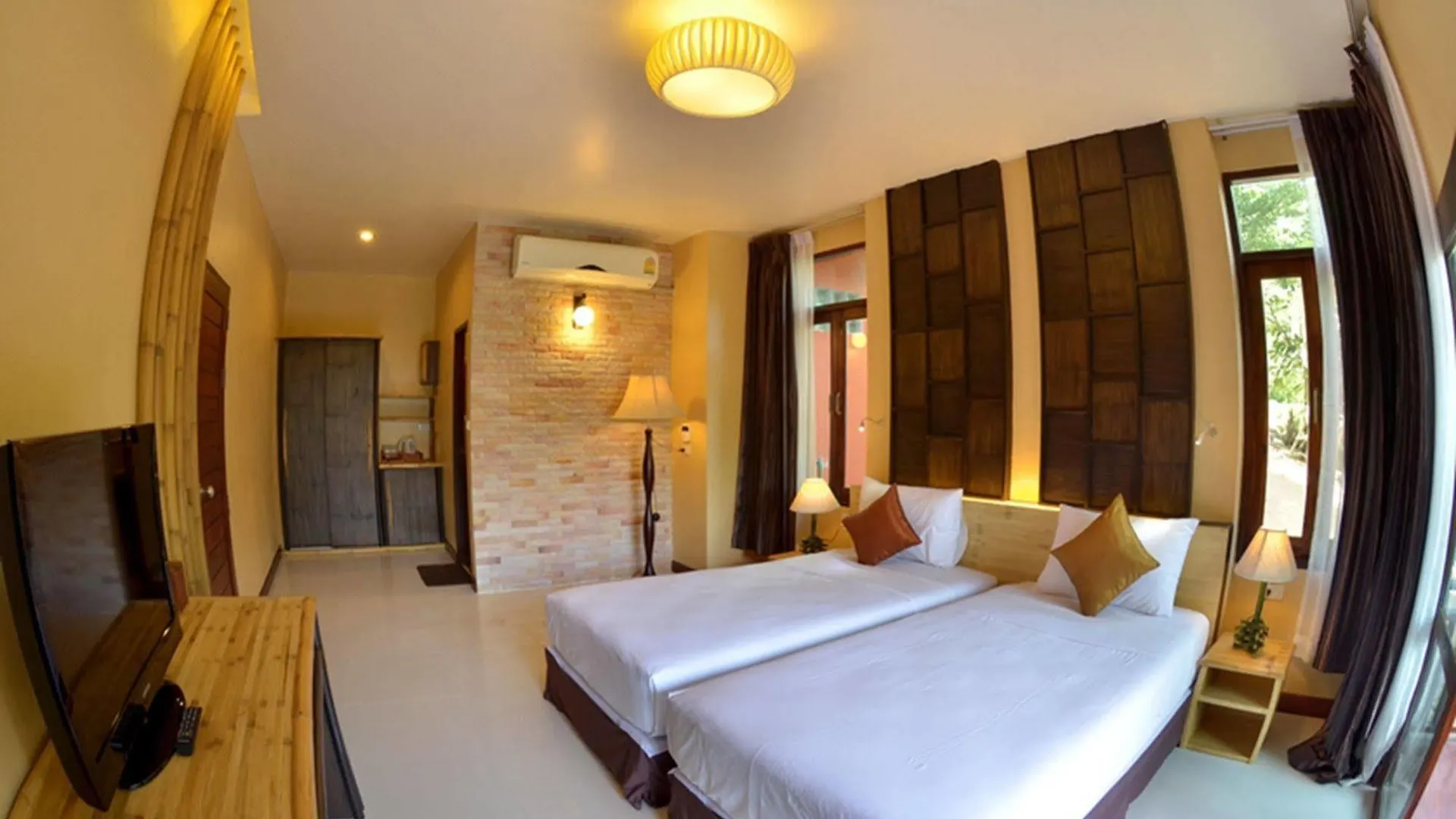 Palm Leaf Resort Ko Tao 3*,